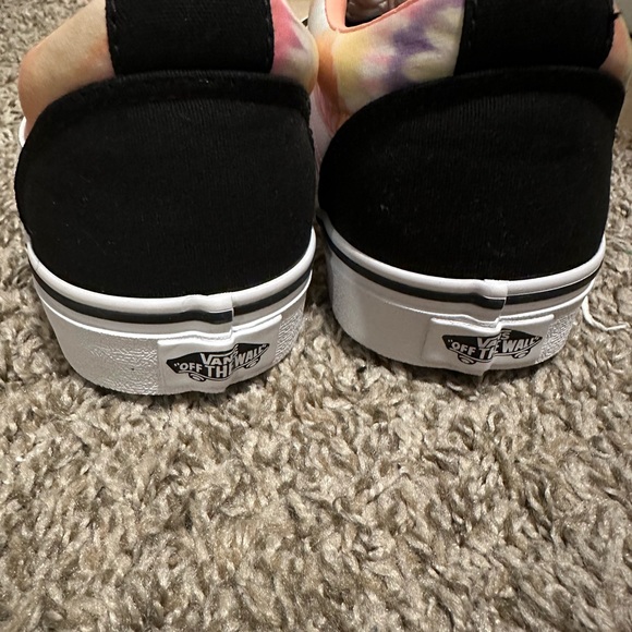 VANS WARD - Picture 6 of 6